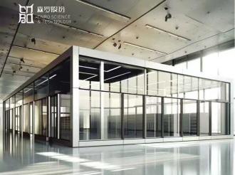 《森羅萬象》<div   id=